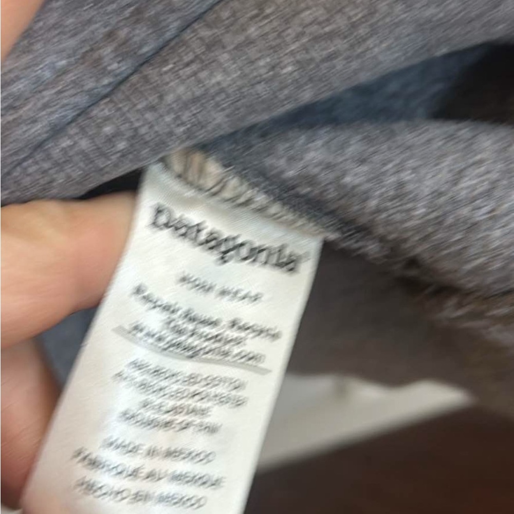 Patagonia Men's Fitz Roy Bear Midweight Hoody - Gray - Picture 5 of 10